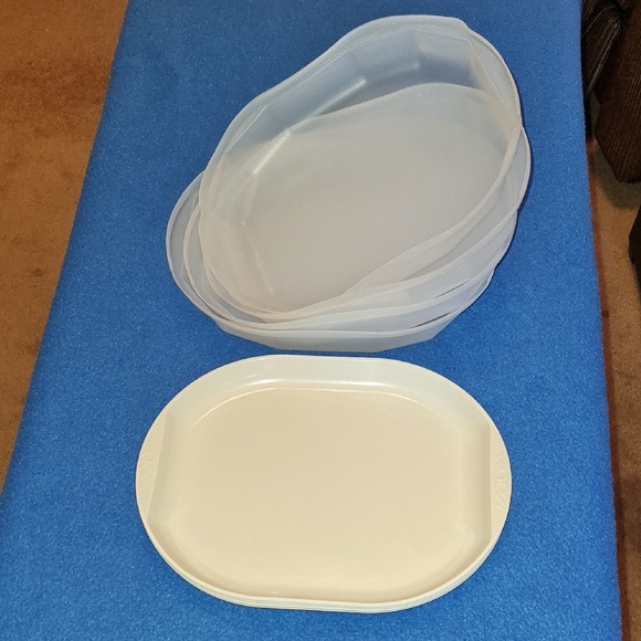 Anchor Hocking Vintage Set of 4 Cream Oval Plastic Serving Platters - Picture 1 of 6